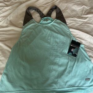 Women’s work out tank top NWT